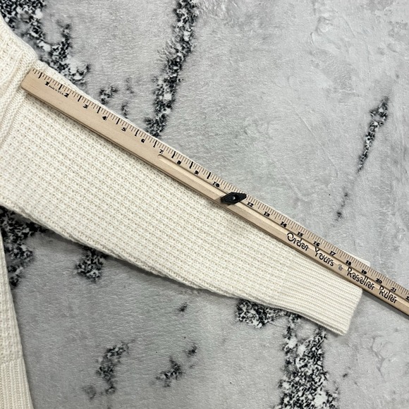 La Ligne Cashmere Sweater XS Ivory Cropped Ribbed Mock Neck Soft Luxury Knit - Picture 3 of 9